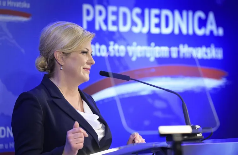 'Lijep i sunčan dan': Grabar-Kitarović u plavom objavila novi pohod na Pantovčak, Jakov je podržao