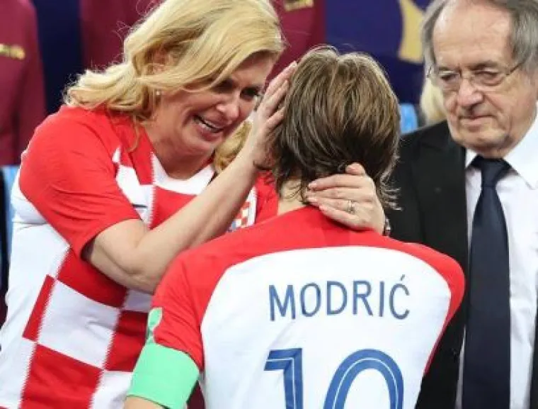 Nakon 5 godina jedno je sigurno: Kolinda Grabar-Kitarović se voli grliti