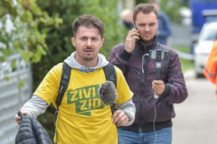 Živi zid poku&scaron;ao spriječiti deložaciju obitelji u Sabunikama