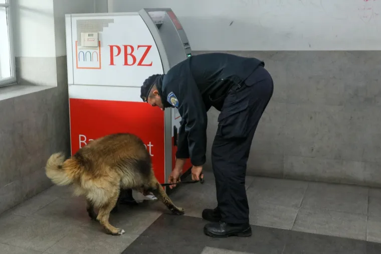 Stručnjaci vježbali deaktivaciju eksplozivnih naprava na kolodvoru u Osijeku
