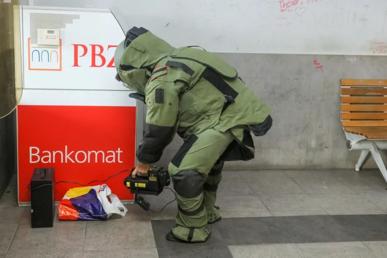 Stručnjaci vježbali deaktivaciju eksplozivnih naprava na kolodvoru u Osijeku