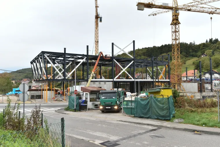 Bude li sve po planu, u pogonu već iduće godine: Pogledajte kako napreduju radovi na sljemenskoj žičari