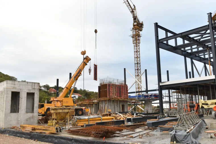 Bude li sve po planu, u pogonu već iduće godine: Pogledajte kako napreduju radovi na sljemenskoj žičari