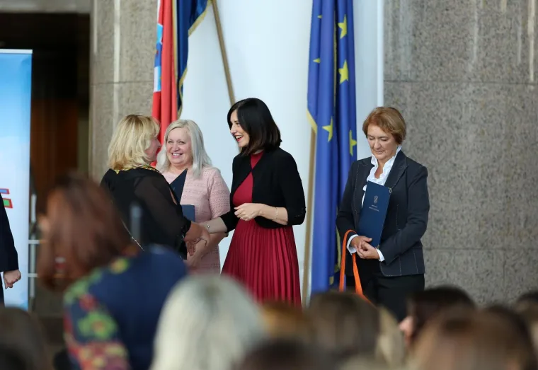 Ovo je 510 najboljih nastavnika u Hrvatskoj! Provjerite je li učitelj va&scaron;eg djeteta među njima