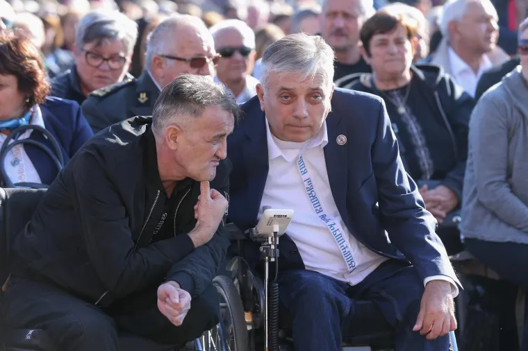 Na vojnom hodočašću u Mariji Bistrici tisuće vojnika, policajaca i branitelja, među njima i Kolinda Grabar Kitarović