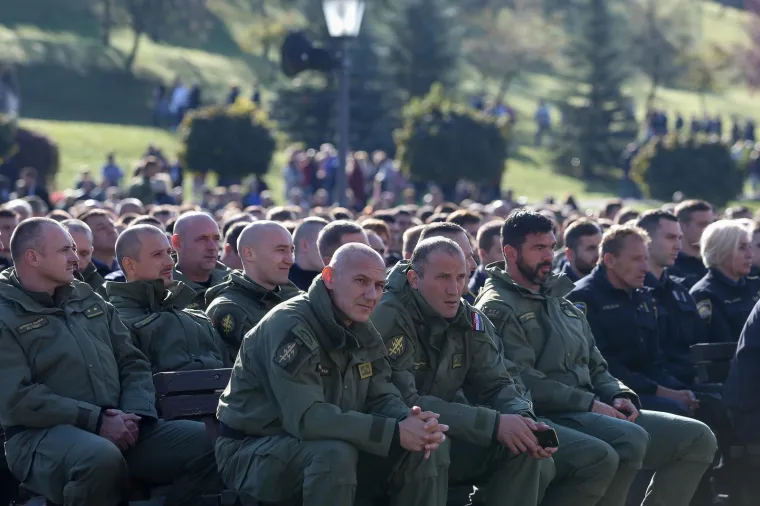 Na vojnom hodočašću u Mariji Bistrici tisuće vojnika, policajaca i branitelja, među njima i Kolinda Grabar Kitarović