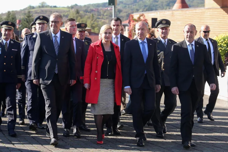 Na vojnom hodoča&scaron;ću u Mariji Bistrici tisuće vojnika, policajaca i branitelja, među njima i Kolinda Grabar Kitarović