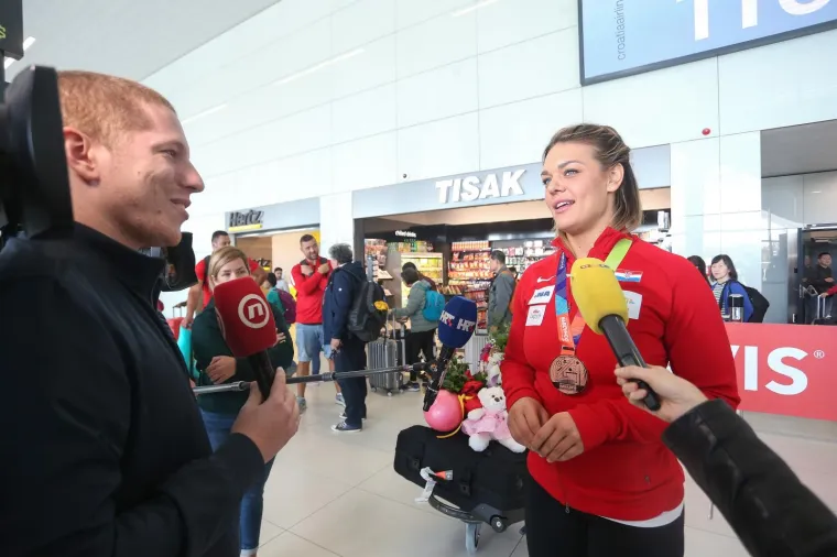 S medaljom u rukama: Sandra Perković i Filip Mihaljević vratili se sa SP-a iz Dohe