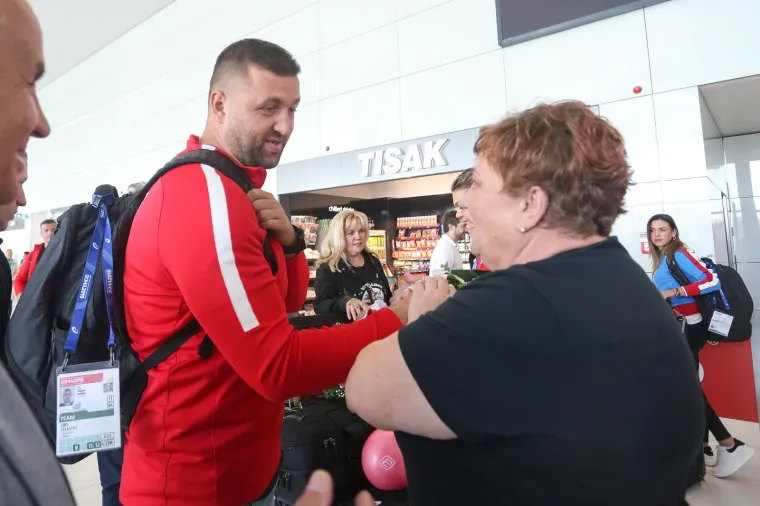 S medaljom u rukama: Sandra Perković i Filip Mihaljević vratili se sa SP-a iz Dohe