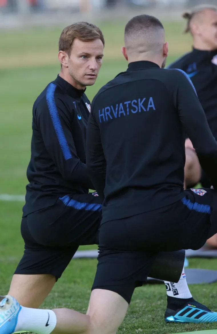 VATRENI ODRADILI PRVI TRENING U OMI&Scaron;U: Mađarska je u mislima