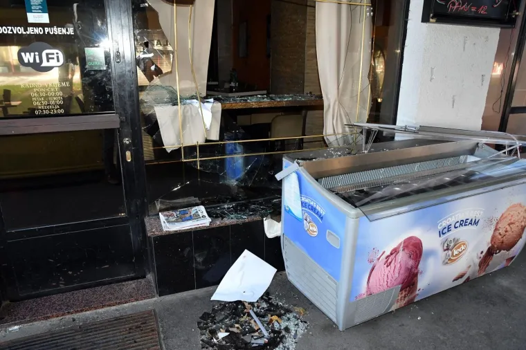 Policijski očevid ispred lokala gdje se pucalo već drugi put u manje od godinu dana