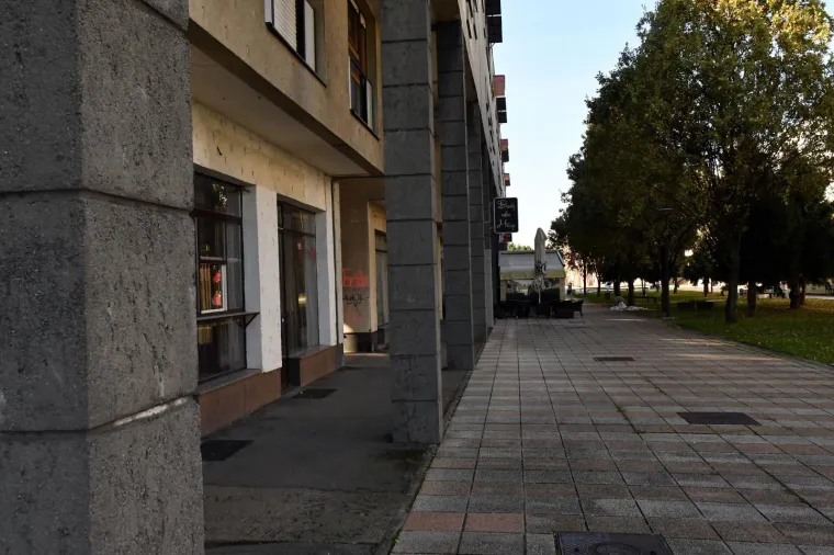 Policijski očevid ispred lokala gdje se pucalo već drugi put u manje od godinu dana