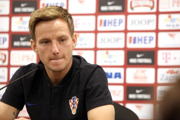 Novo pojačanje na Poljudu? Rakitić pozirao s Hajdukovim dresom