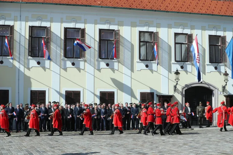 VELIKA SMJENA STRAŽE: Spektakularna ceremonija ponovo na Markovu trgu