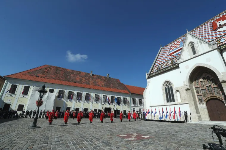 VELIKA SMJENA STRAŽE: Spektakularna ceremonija ponovo na Markovu trgu