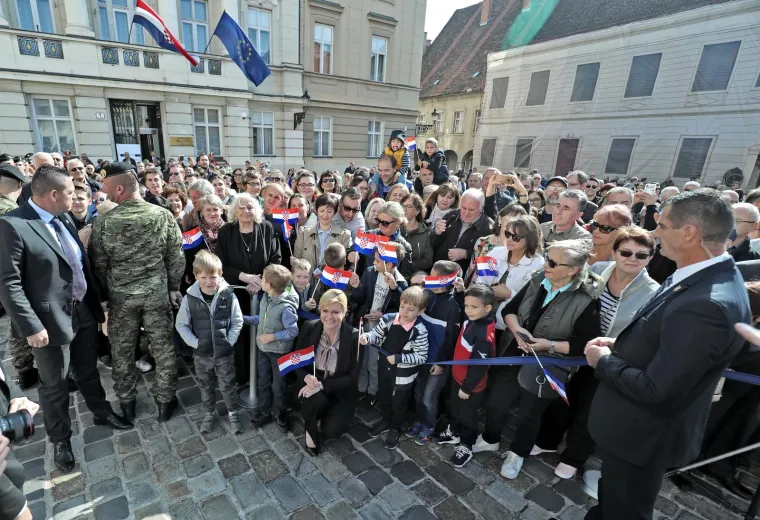 VELIKA SMJENA STRAŽE: Spektakularna ceremonija ponovo na Markovu trgu