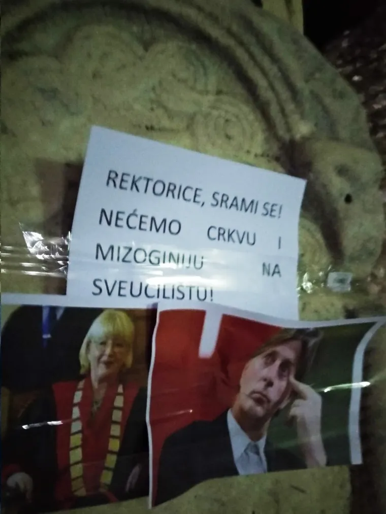 Noćna akcija u Zadru protiv zabrane pobačaja: 'Rektorice, srami se! Nećemo Crkvu na Sveučili&scaron;tu!'
