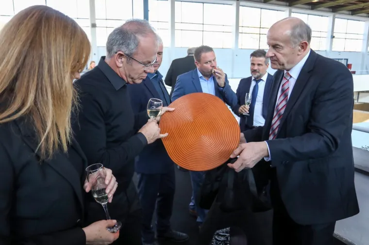 Nova stranica u životu nekad moćnog HDZ-ovca: &Scaron;tand Ivića Pa&scaron;alića posjetila i ministrica!