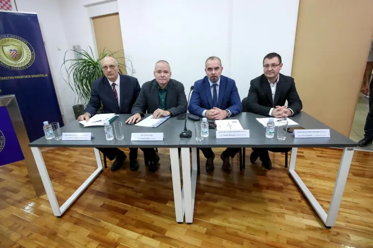 Objavljeni najnoviji podaci o braniteljima: Koliko ih ima, koliko ih radi, kakve su im plaće i mirovine ...