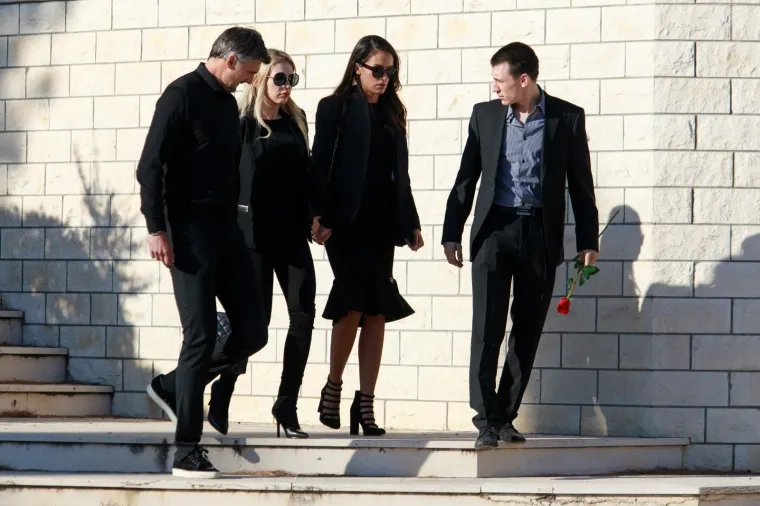 POSLJEDNJI ISPRAĆAJ SESTRE GORANA IVANI&Scaron;EVIĆA: Srđana je pokopana na splitskom groblju u krugu najbližih