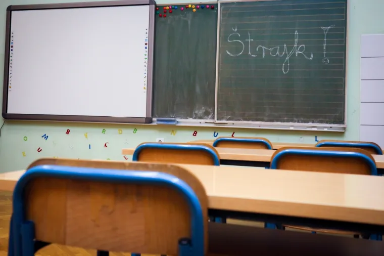 Učitelji i nastavnici u &scaron;trajku! Pogledajte kako danas izgledaju &scaron;kole &scaron;irom Hrvatske