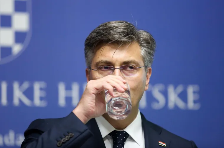 Plenković: 'Povjerenstvo živi u nekom svom svijetu i samo sebe dovodi do apsurda'