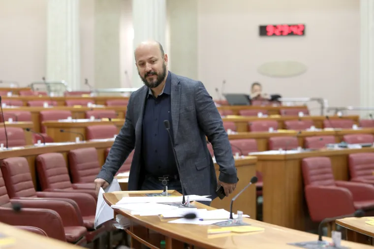 Sabornica je i danas prazna. Podsjetimo, jedan zastupnik nas godi&scaron;nje ko&scaron;ta vi&scaron;e od 620.000 kuna