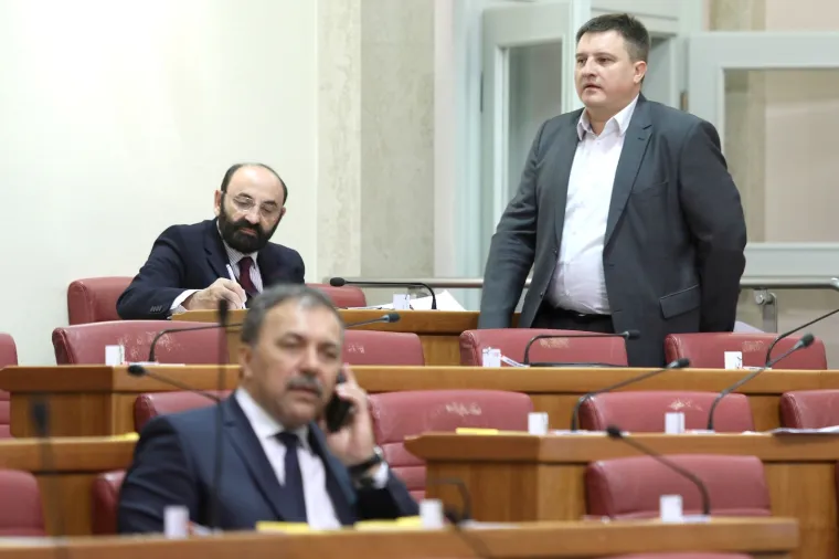 Sabornica je i danas prazna. Podsjetimo, jedan zastupnik nas godi&scaron;nje ko&scaron;ta vi&scaron;e od 620.000 kuna