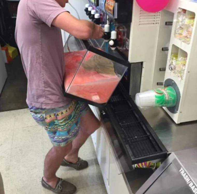 NEKE STVARI JE BOLJE NE PITATI:  Svaka slika ima priču, ali nismo sigurno da želimo znati koje njihove