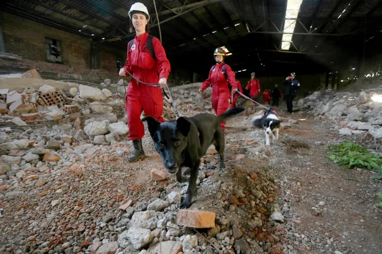 Ured za upravljanje u hitnim situacijama organizirao je na ciglani Črnomerec vježbu postrojbi civilne za&scaron;tite Grada Zagreba pod nazivom Ciglana