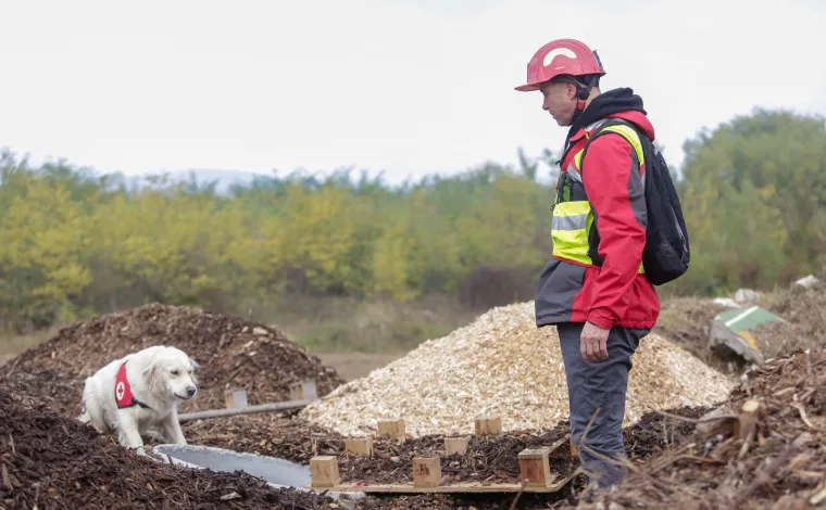 Psi tragači u potrazi za nestalima: U Jastrebarskom održana pokazna vježba