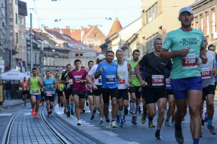 Metropolu preplavile stotine trkača: Amateri, sporta&scaron;i i zlatni olimpijci na Zagrebačkom maratonu