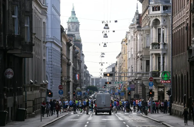 Metropolu preplavile stotine trkača: Amateri, sporta&scaron;i i zlatni olimpijci na Zagrebačkom maratonu