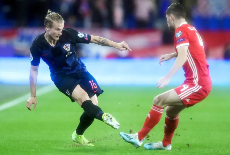 Kvalifikacije za Europsko prvenstvo, skupina E, 7. kolo