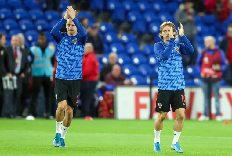 ZAGRIJAVANJE VATRENIH NA CARDIFF CITY STADIONU: U njihovim očima vidi se odlučnost