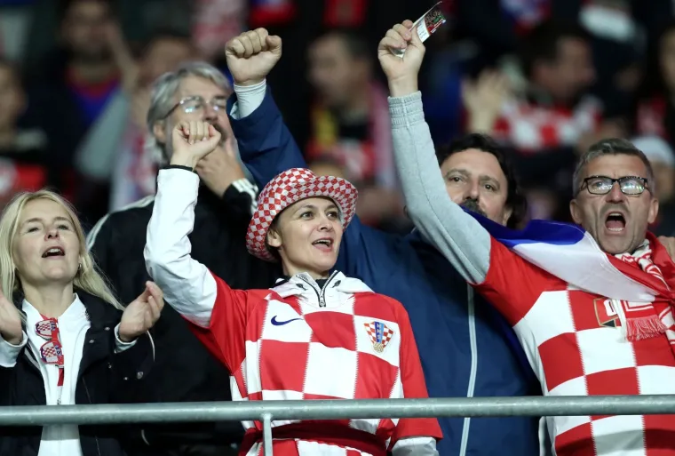 13.10.2019., stadion Cardiff City, Cardiff, Wales - Kvalifikacije za Europsko prvenstvo, skupina E, 7. kolo, Wales - Hrvatska. Navijaci Walesa i Hrvatske prate kvalifikacijsku utakmicu za Europsko prvenstvo. Photo: Sanjin Strukic/PIXSELL