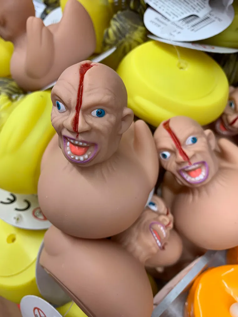 BIZARNE STVARI KOJE NE BI TREBALE POSTOJATI: Ovo će vam zgaditi život u nekoliko minuta