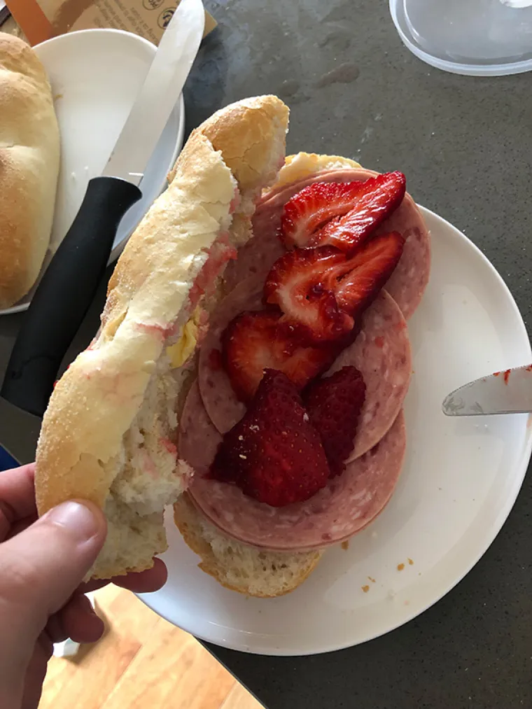 BIZARNE STVARI KOJE NE BI TREBALE POSTOJATI: Ovo će vam zgaditi život u nekoliko minuta