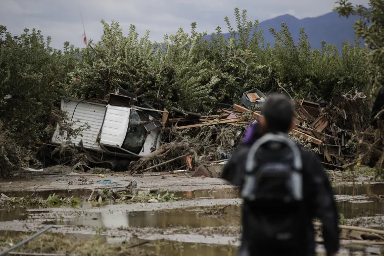 Hagibis pokazao svoju moć: 66 poginulih, razorena mjesta, ljudi u skloni&scaron;tima...