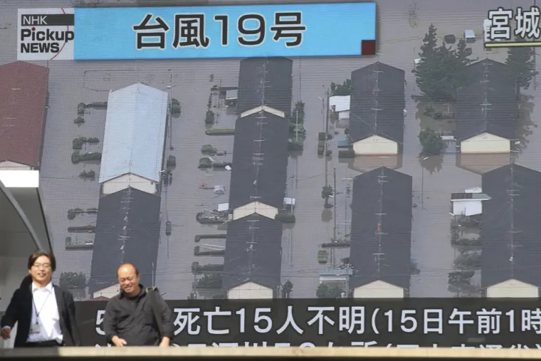 Hagibis pokazao svoju moć: 66 poginulih, razorena mjesta, ljudi u skloni&scaron;tima...