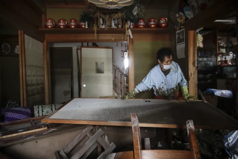 Hagibis pokazao svoju moć: 66 poginulih, razorena mjesta, ljudi u skloni&scaron;tima...