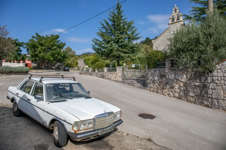 Bjegunac Mamić &scaron;iri poslovno carstvo: U Ravnom će graditi sportski centar, zemlji&scaron;te je već kupio