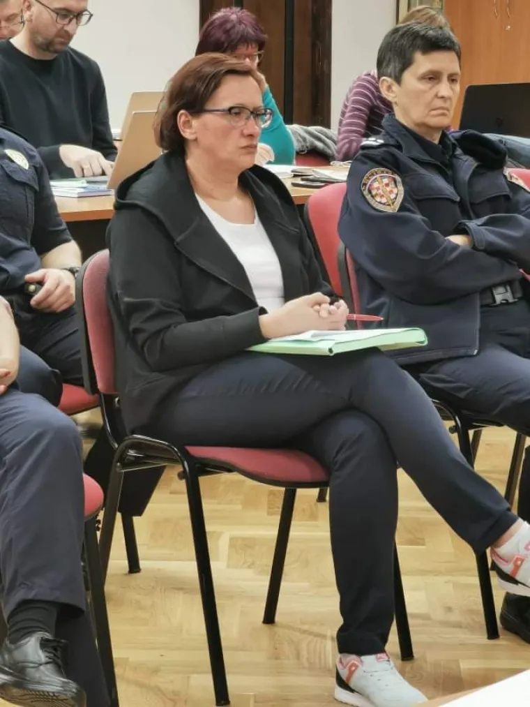 astavljeno suđenje Smiljani Srnec, optuženoj za ubojstvo 21-godišnje sestre Jasmine tijekom ljeta 2000. godine