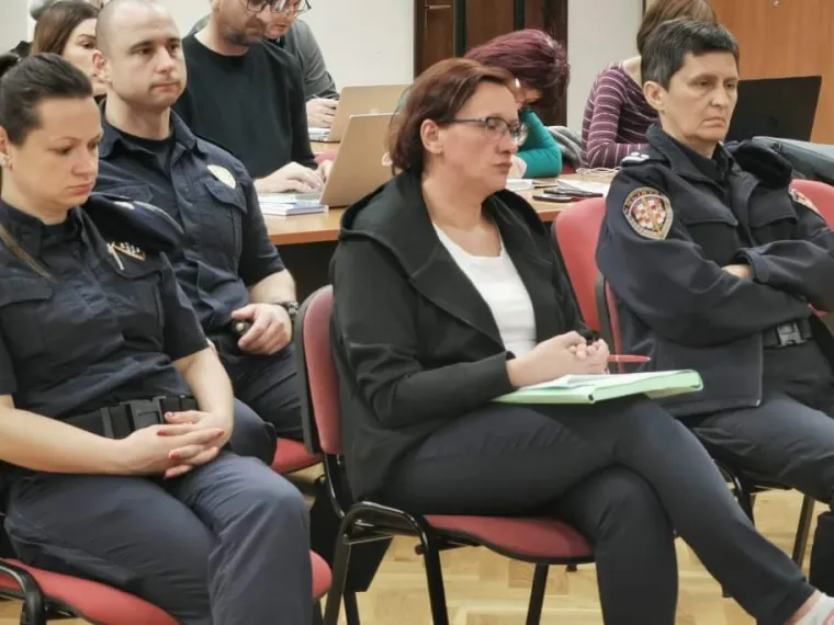 astavljeno suđenje Smiljani Srnec, optuženoj za ubojstvo 21-godišnje sestre Jasmine tijekom ljeta 2000. godine