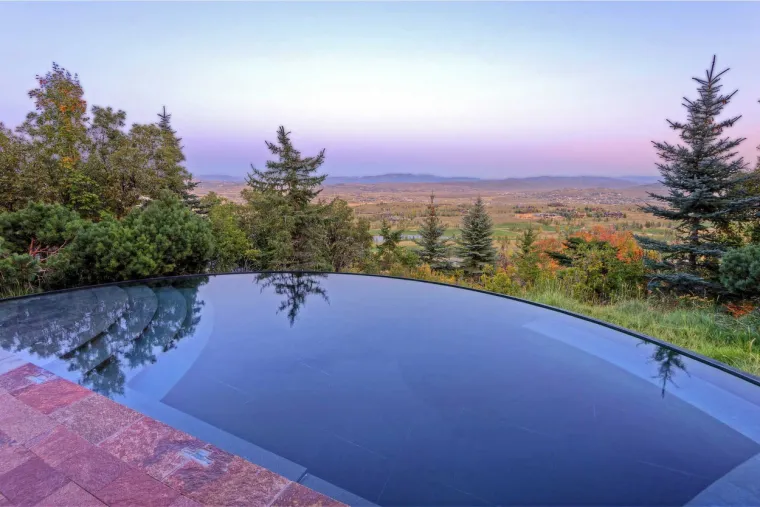 JORDANOVA SUPERLUKSUZNA KUĆA KOJU SKRIVAJU PLANINE: Past ćete u nesvjest kad ovo vidite