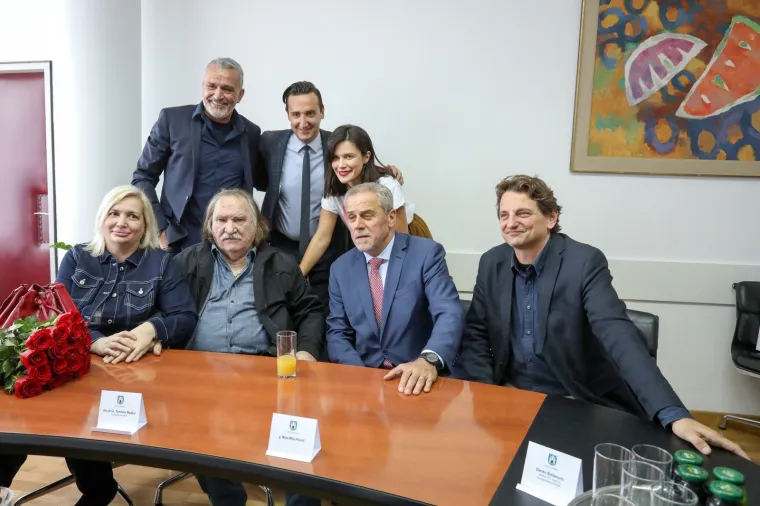 Susret zagrebačkog gradonačelnika i Miše Kovača nije mogao proći bez fotoaparata - Evo kako je to izgledalo!