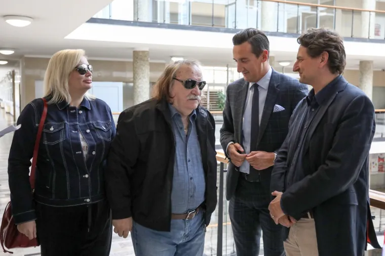 Susret zagrebačkog gradonačelnika i Miše Kovača nije mogao proći bez fotoaparata - Evo kako je to izgledalo!
