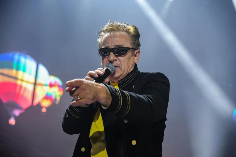 ARENA ZAPLESALA NA SPEKTAKULARNOM KONCERTU PRLJAVOG KAZALIŠTA: Pogledajte fotke...