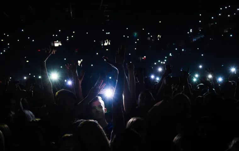 ARENA ZAPLESALA NA SPEKTAKULARNOM KONCERTU PRLJAVOG KAZALI&Scaron;TA: Pogledajte fotke...