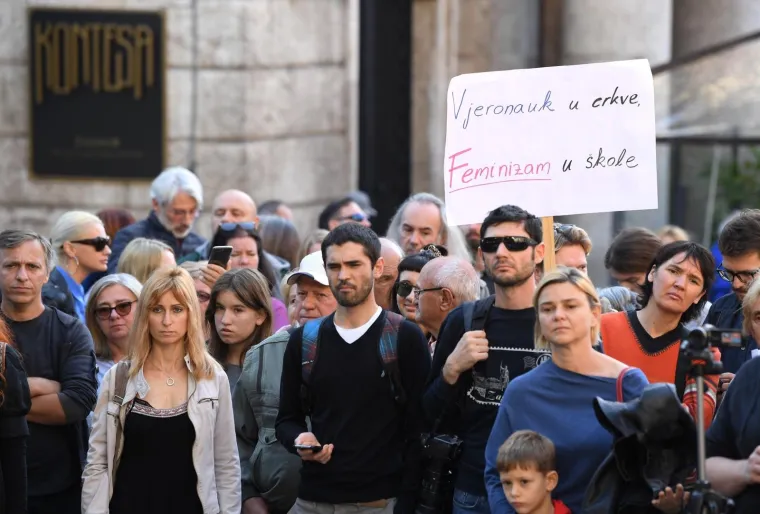 Prosvjed u Zagrebu protiv vatikanskih ugovora: 'Ne želimo da hijerarhija crkve odlučuje o na&scaron;im životima'